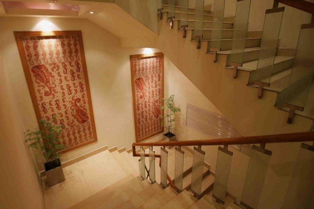 Park Lane Hotel ラホール エクステリア 写真